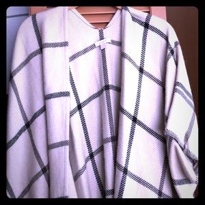 The Loft poncho beige and black one size fits all
